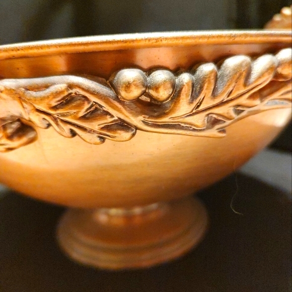 🔸🍂🔸Beautiful Vtg Copper Metal Leaf Pedestal Display Fruit Bowl Centerpiece - Picture 3 of 16